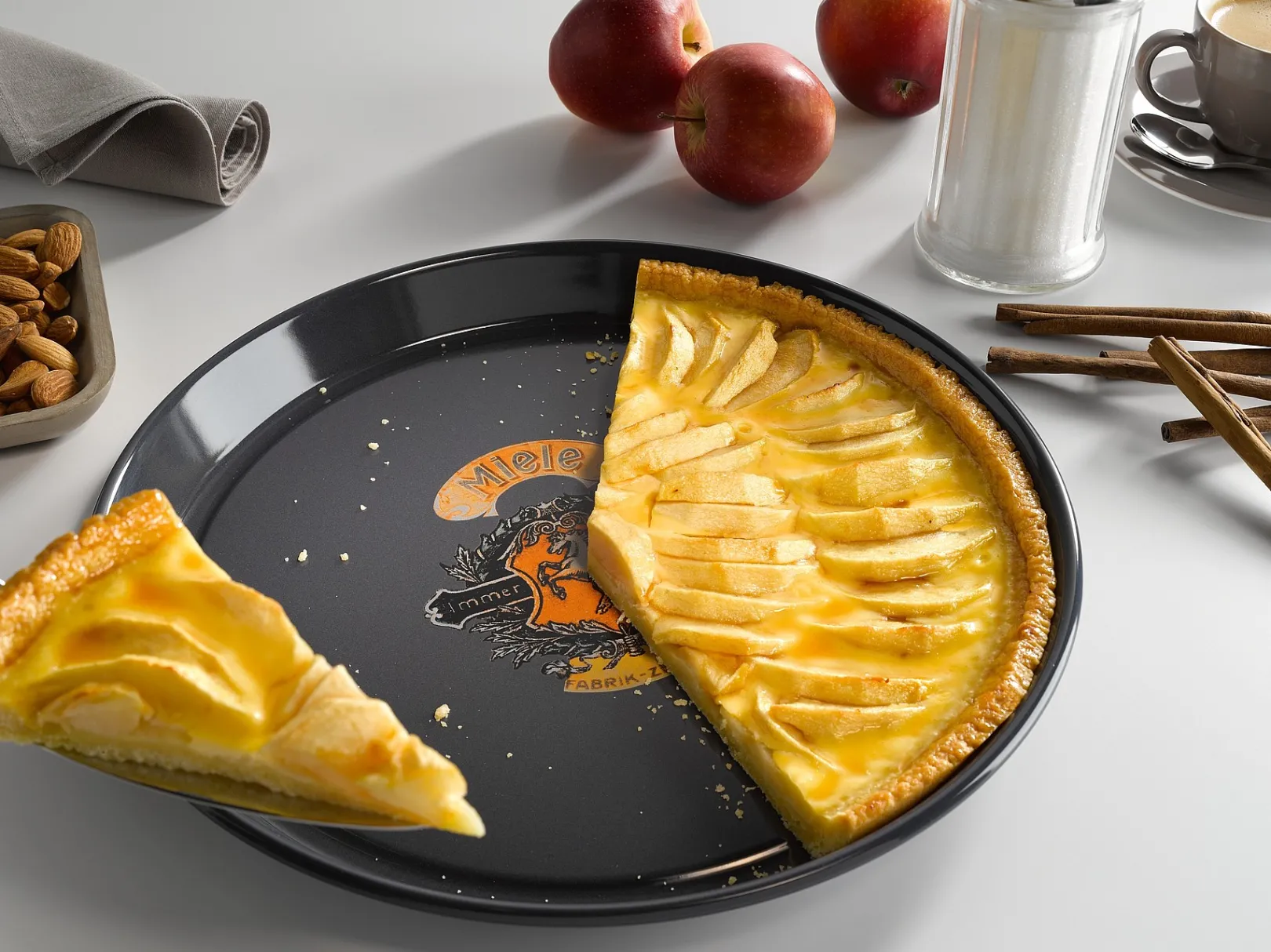 Miele Ronde Bakplaat - Nostalgisch Logo